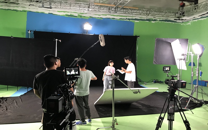 維影(yǐng)傳媒攜手南(nán)農(nóng)畢業(yè)季MV拍(pāi)攝